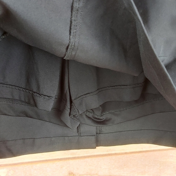 🍄3/50$🍄 PGA TOUR Golf black skort size 10 - Picture 2 of 9